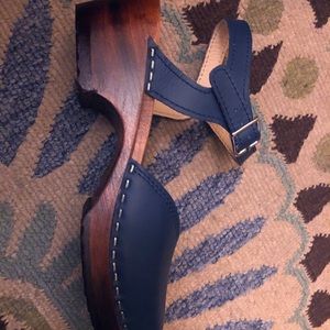 Maguba Clogs Size 37 New w/box